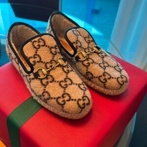 Gucci Sherpa loafers 39